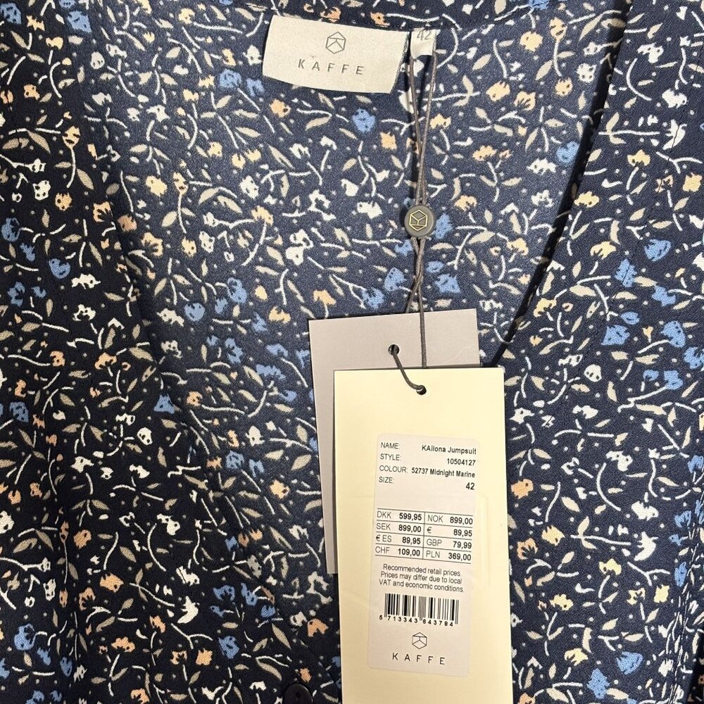 Kaffe floral Print Jumpsuit With Short Sleeves & Belted Waist Size UK 42 = US 14 - Picture 7 of 13